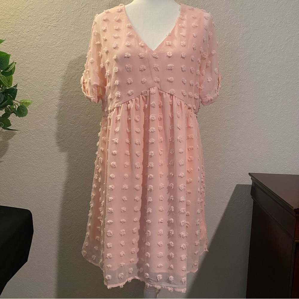 Kirundo pink short sleeve mini flowy babydoll dress with fluffy dots size medium